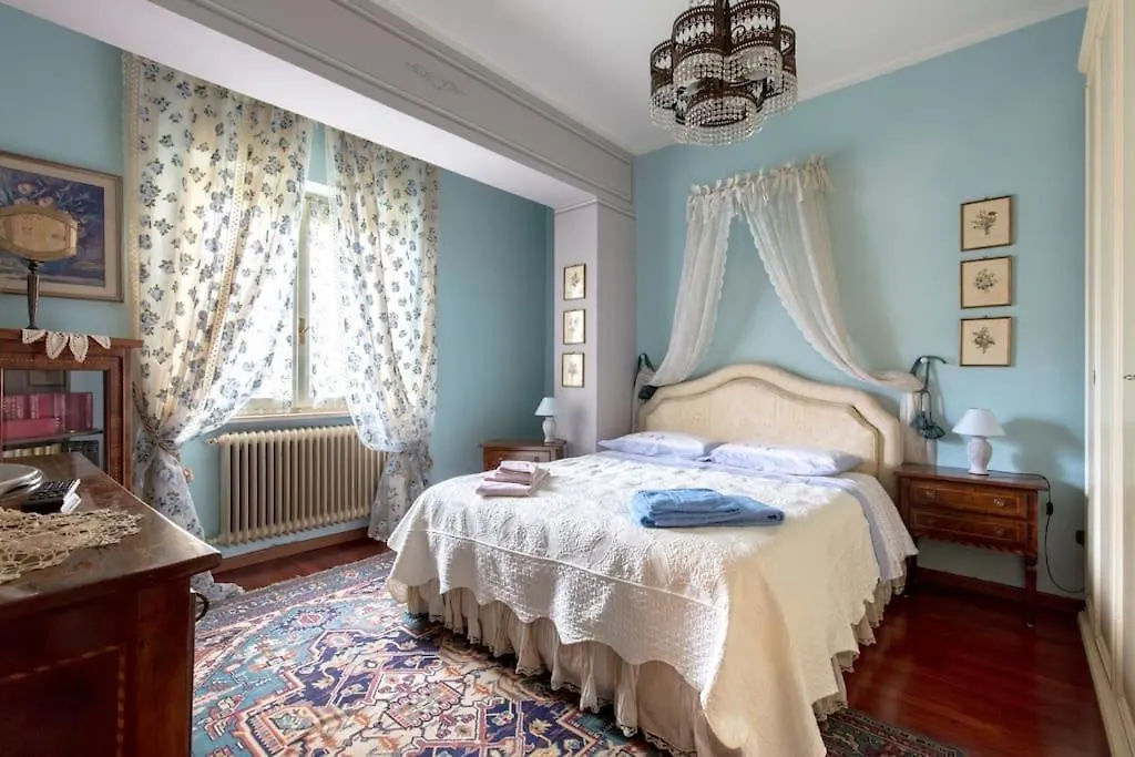 Le Bouganville Apartment Ντεζεντσάνο ντελ Γκάρντα