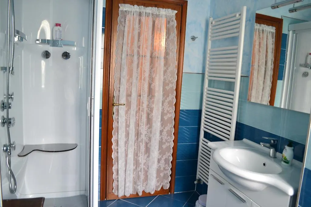 Le Bouganville Apartment Desenzano del Garda