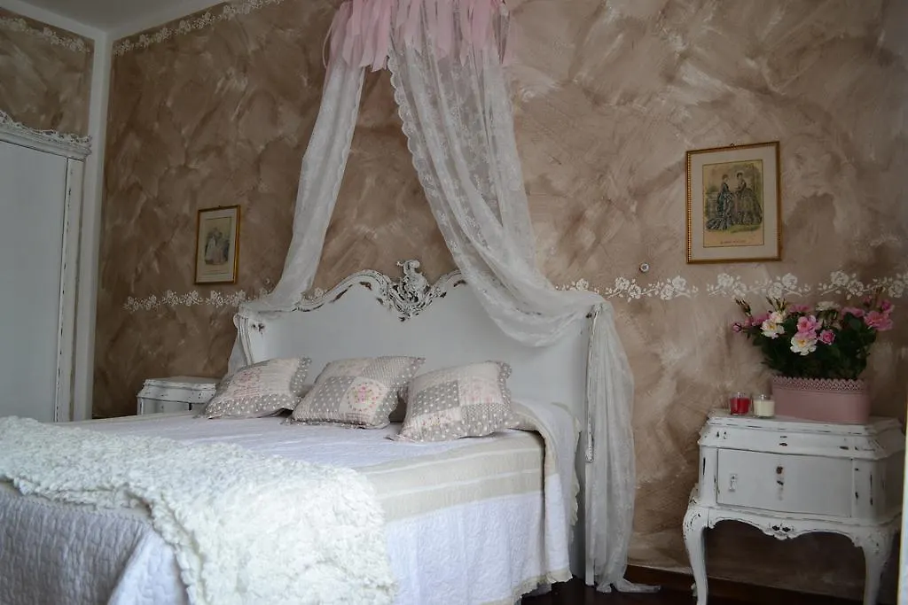 Le Bouganville Apartment Desenzano del Garda