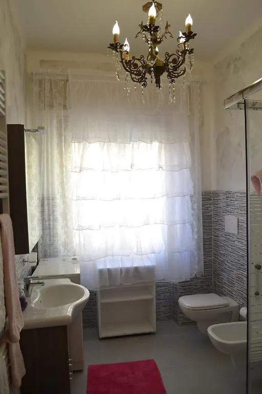 Le Bouganville Apartment Desenzano del Garda