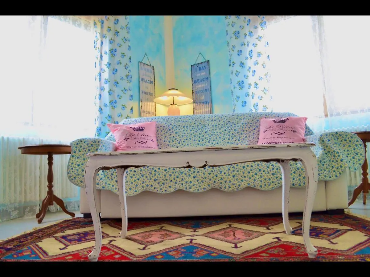 Le Bouganville Apartment Ντεζεντσάνο ντελ Γκάρντα