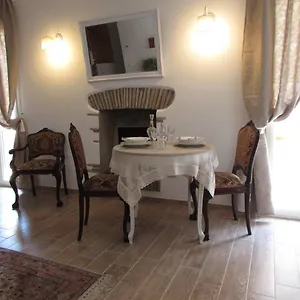  Apartment Casa Micheli In Centro Ex Frattina Luxury Italien