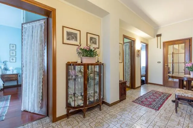 Le Bouganville Apartment Desenzano del Garda 0*,