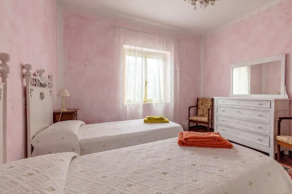 Le Bouganville Apartment Desenzano del Garda