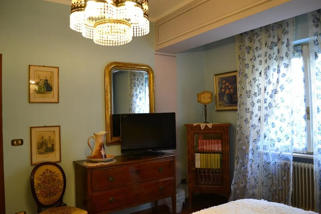 Le Bouganville Apartment Desenzano del Garda