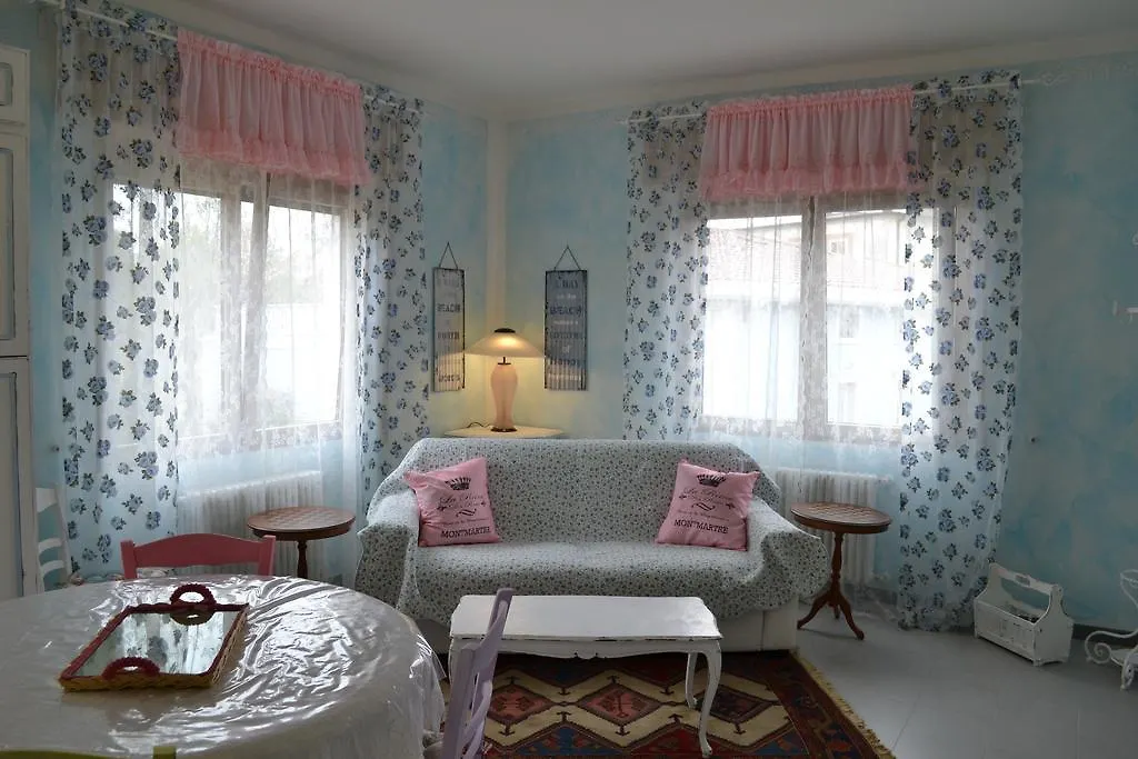 Le Bouganville Apartment Desenzano del Garda