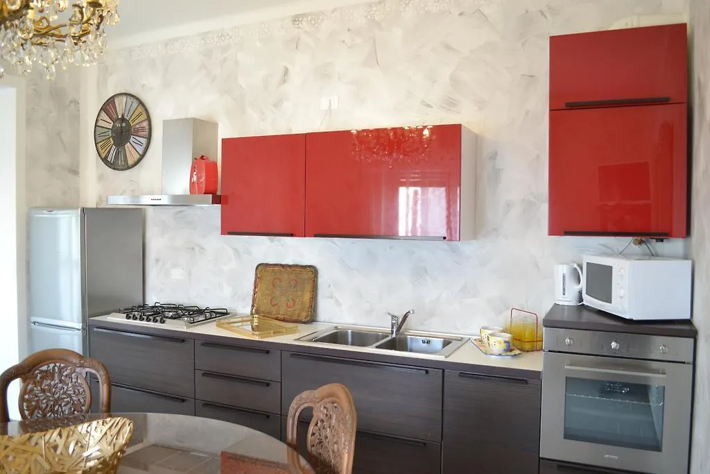 Le Bouganville Apartment Desenzano del Garda