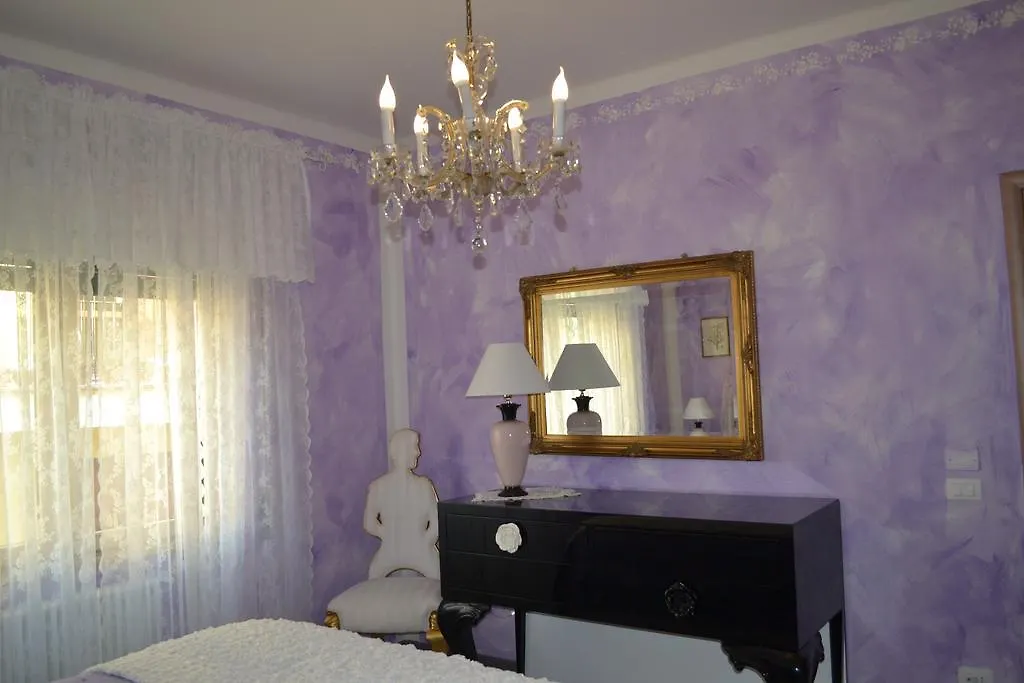 Le Bouganville Apartment Desenzano del Garda Italia