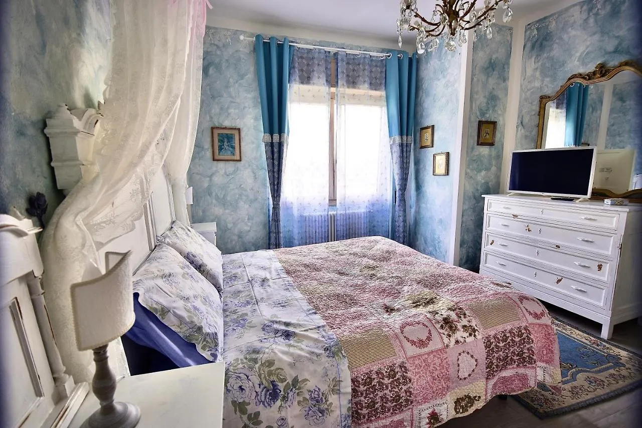 Le Bouganville Apartment Desenzano del Garda 0*,